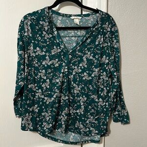 H&M green floral blouse